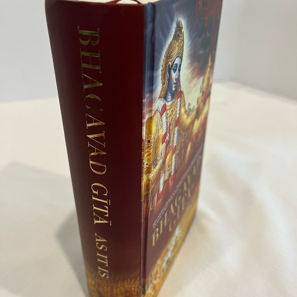 Bhagavad Gita As It Is Book - Picture 8 of 10